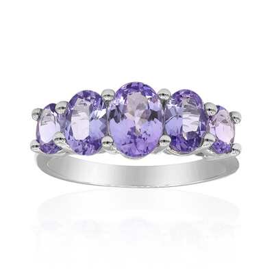 Anello in argento con Tanzanite