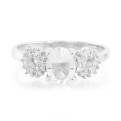 Anello in argento con Petalite