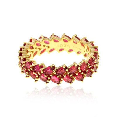 Anello in oro con Spinello Rosso della Birmania (de Melo)