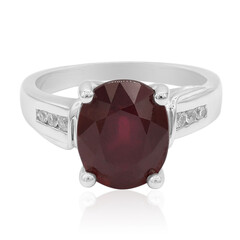 Anello in argento con Rubino del Madagascar