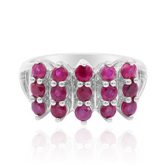 Anello in argento con Rubino della Birmania