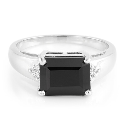 Anello in argento con Spinello Nero