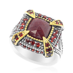 Anello in argento con Rubino