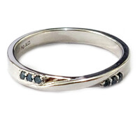 Anello in argento con Diamante Blu