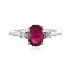 Anello in argento con Rubino del Madagascar