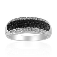 Anello in argento con Spinello Nero