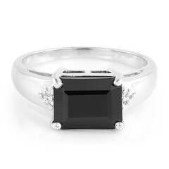 Anello in argento con Spinello Nero