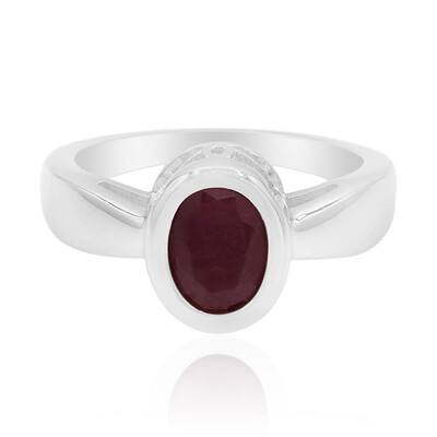 Anello in argento con Rubino