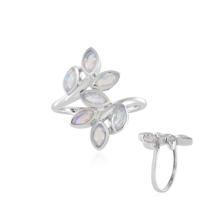 Anello in argento con Opale di Welo