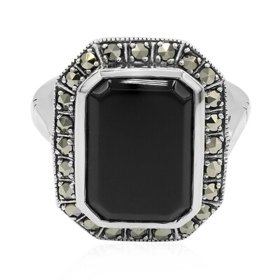 Anello in argento con Onice Nero