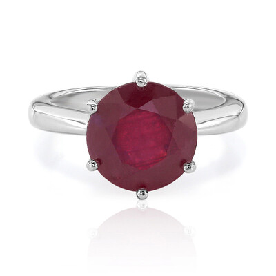 Anello in argento con Rubino del Madagascar