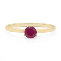 Anello in oro con Rubino del Madagascar