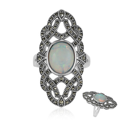Anello in argento con Opale di Welo (Annette classic)