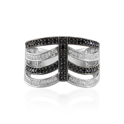Anello in argento con Spinello Nero