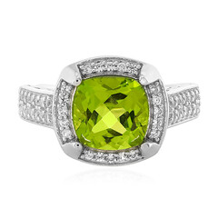 Anello in argento con Peridoto Jilin