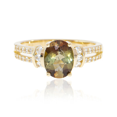 Anello in oro con Andalusite