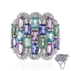 Anello in argento con Tanzanite