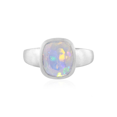 Anello in argento con Opale di Welo