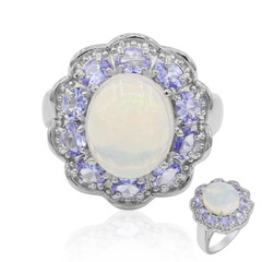 Anello in argento con Opale di Welo
