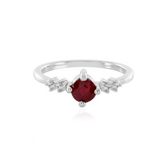 Anello in argento con Rubino del Madagascar