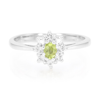 Anello in argento con Peridoto Manchuria