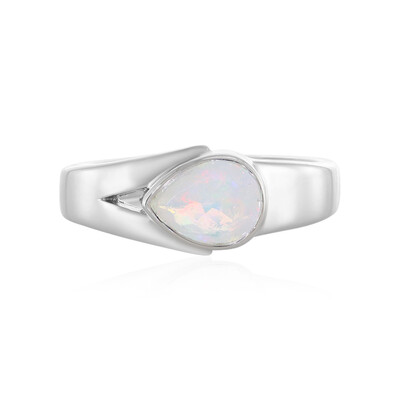 Anello in argento con Opale di Welo