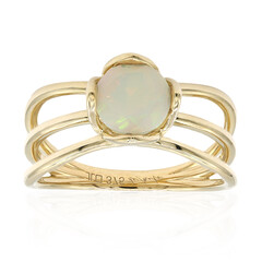 Anello in oro con Opale di Welo