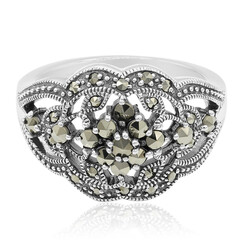 Anello in argento con Marcassite