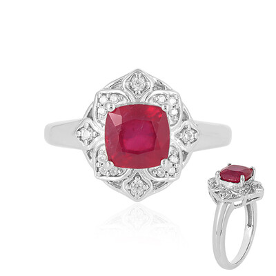 Anello in argento con Rubino Bemainty