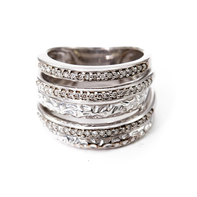 Anello in argento con Diamante