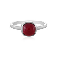 Anello in argento con Calcedonio Lampone