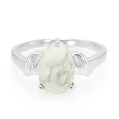 Anello in argento con Howlite