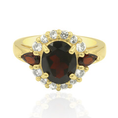 Anello in argento con Granato