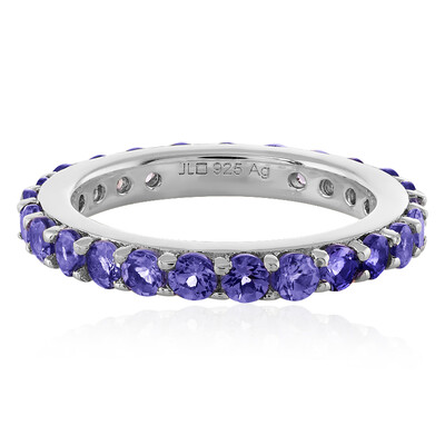 Anello in argento con Tanzanite
