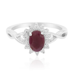 Anello in argento con Rubino