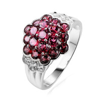Anello in argento con Rodolite