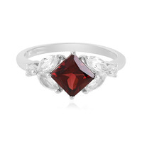 Anello in argento con Granato d’India