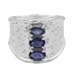 Anello in argento con Iolite