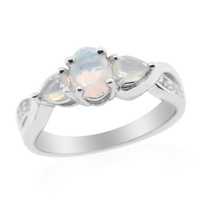 Anello in argento con Opale di Welo