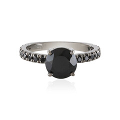 Anello in argento con Spinello Nero