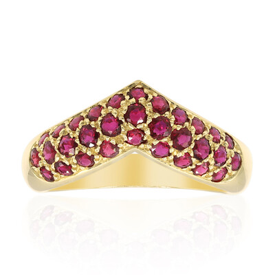 Anello in oro con Rubino della Birmania (Estée Collection)