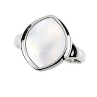 Anello in argento con Madreperla