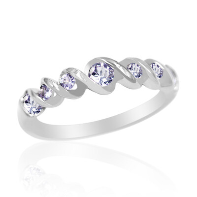 Anello in argento con Tanzanite