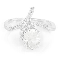 Anello in argento con Petalite