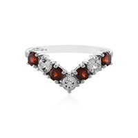 Anello in argento con Granato Mozambico