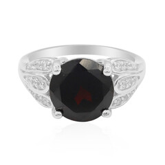 Anello in argento con Granato