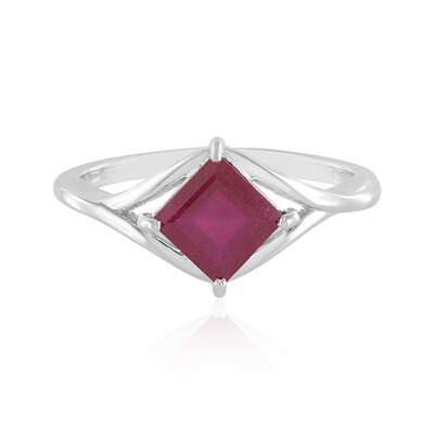 Anello in argento con Rubino del Madagascar