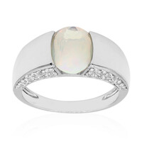 Anello in oro con Opale di Welo
