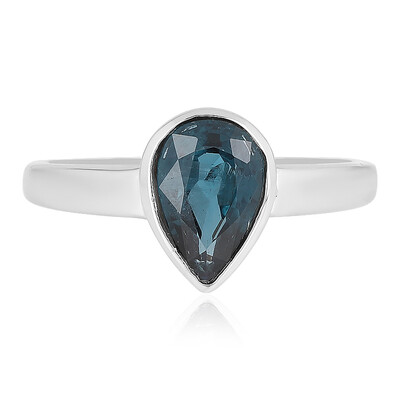 Anello in argento con Cianite Blu Foglia di Tè