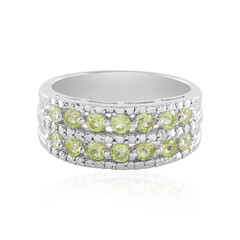 Anello in argento con Peridoto